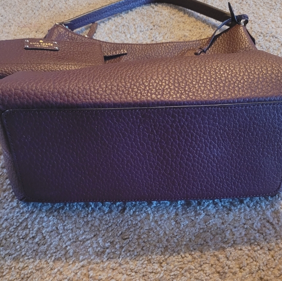 Kate Spade Purse and matching wallet - Picture 5 of 9